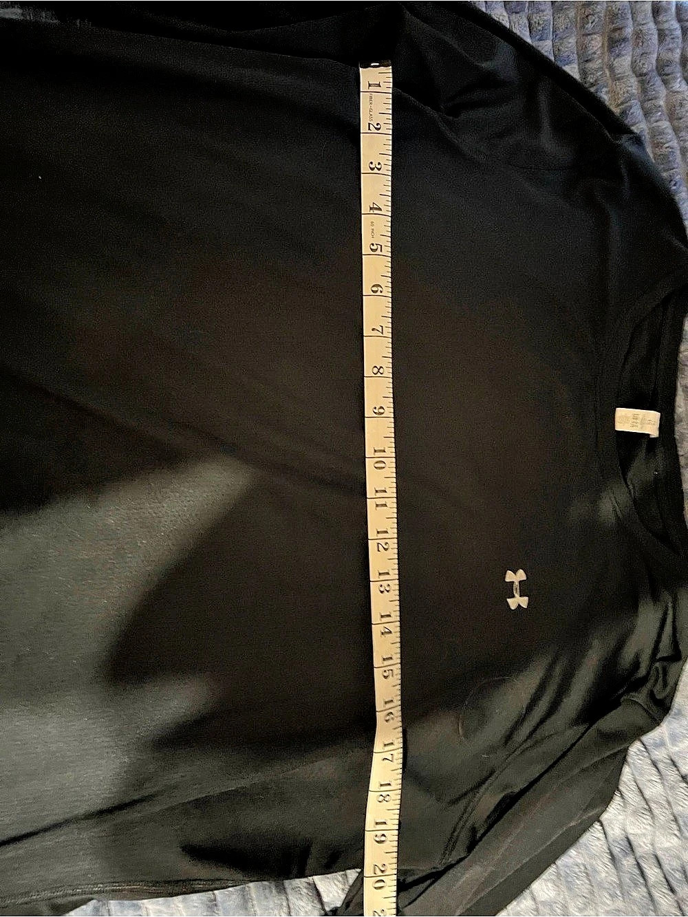 Under Armour HeatGear Long Sleeve Shirt Black Long Sleeve Athletic Top Size